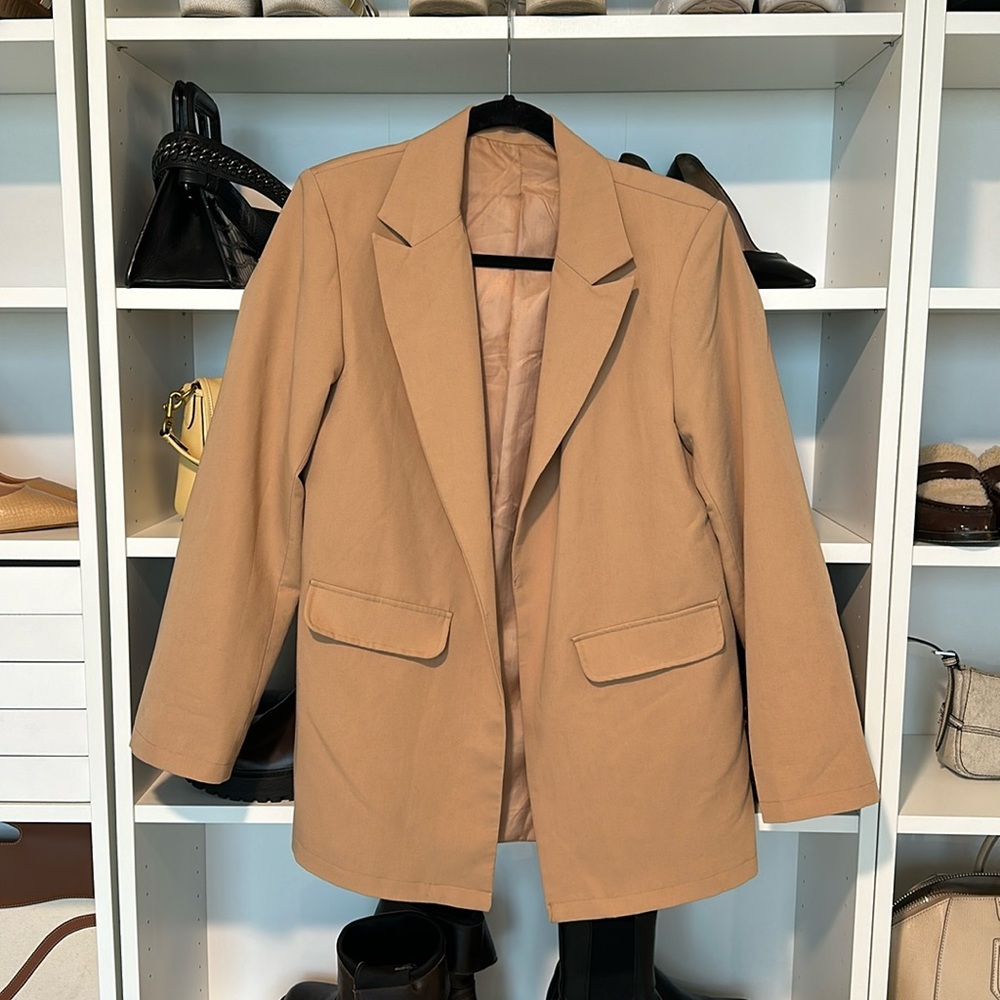 Boxy blazer